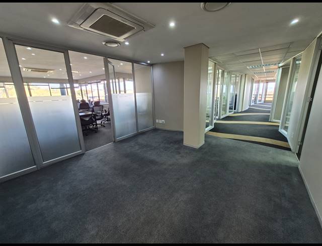 306M² OFFICE TO LET IN WOODMEAD